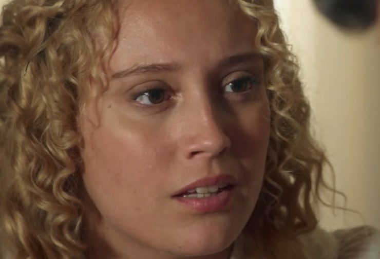 jana in una scena de la promessa