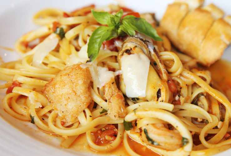 linguine baccalà e pomodorini