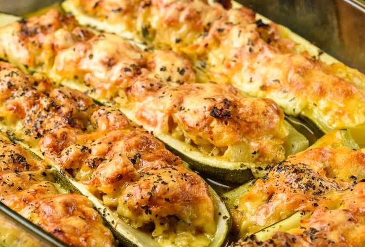 zucchine ripiene al formaggio gratinate