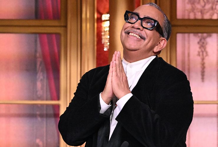 mariotto con le mani giunte