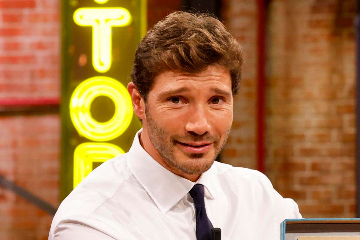 stefano de martino in primo piano