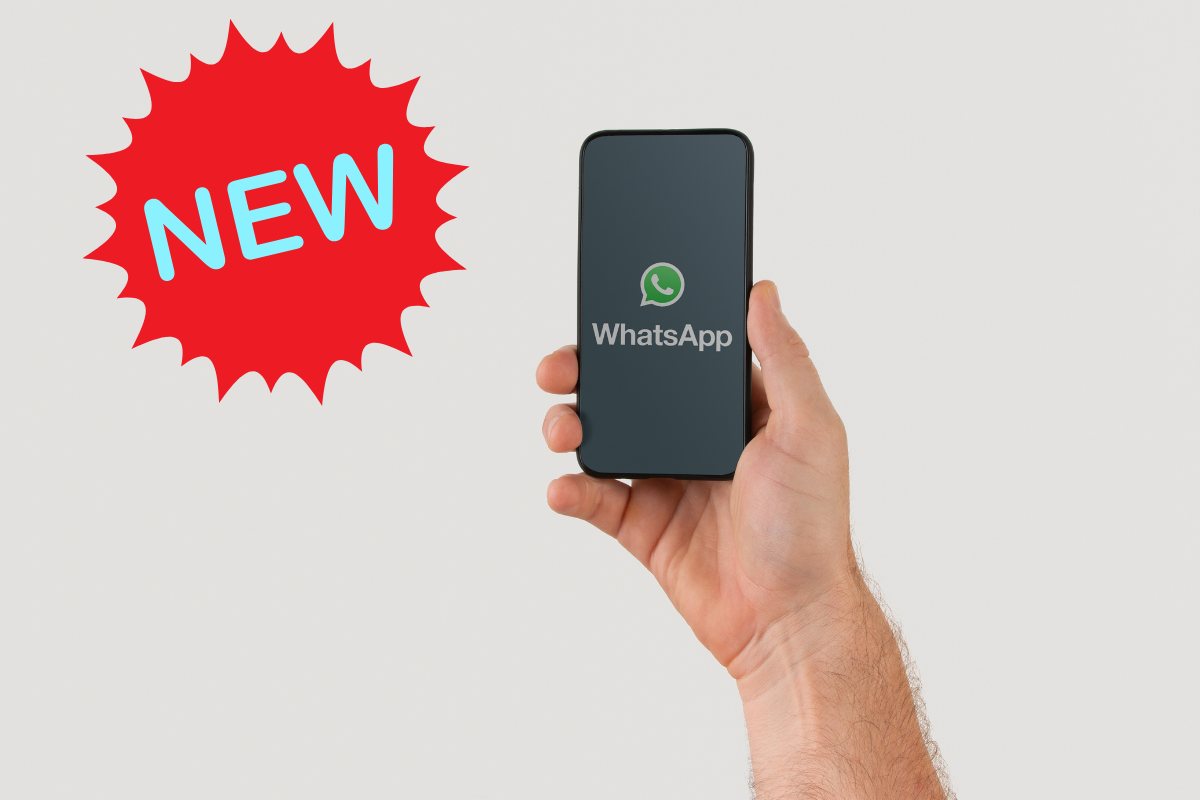 smartphone con whatsapp e parola new