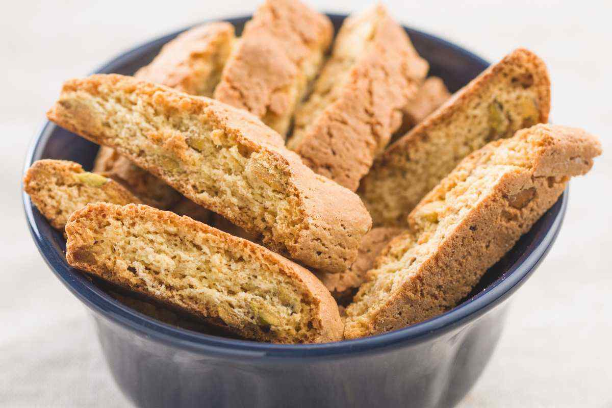 ciotola con i biscotti