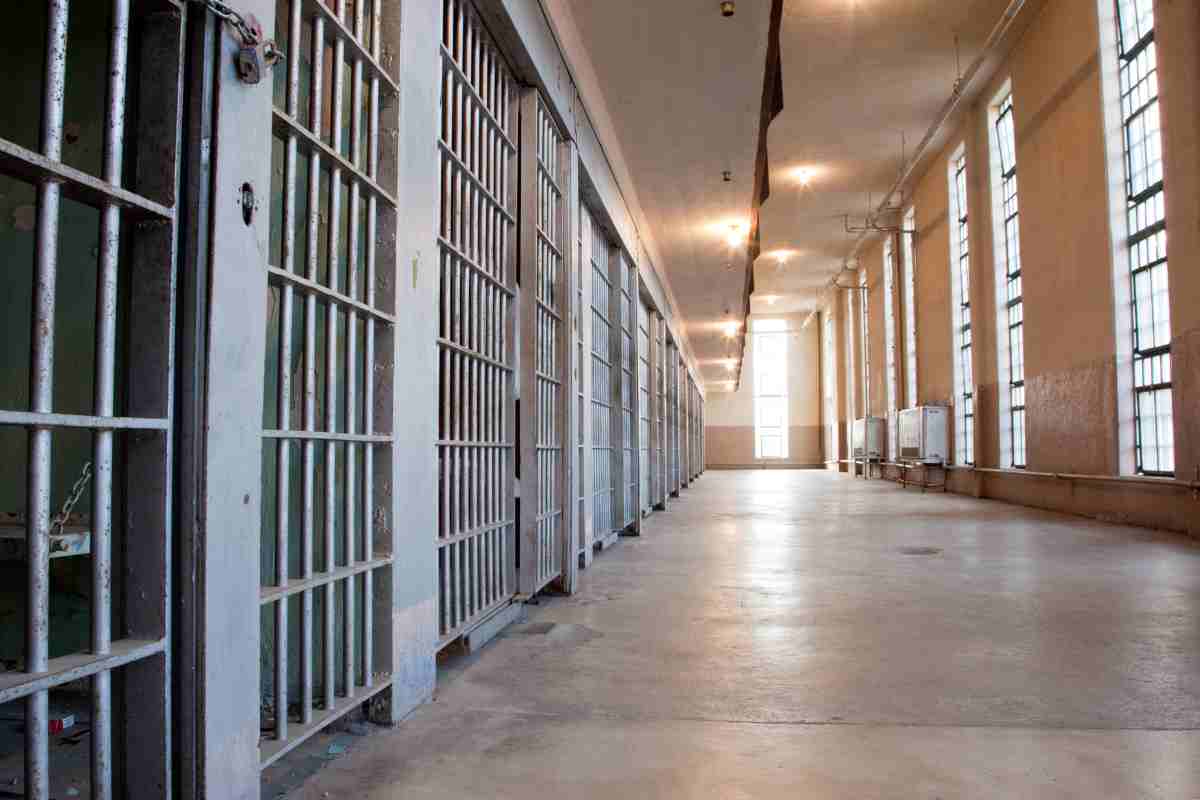 Un carcere in primo piano