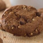 biscotti al cioccolato con mandorle