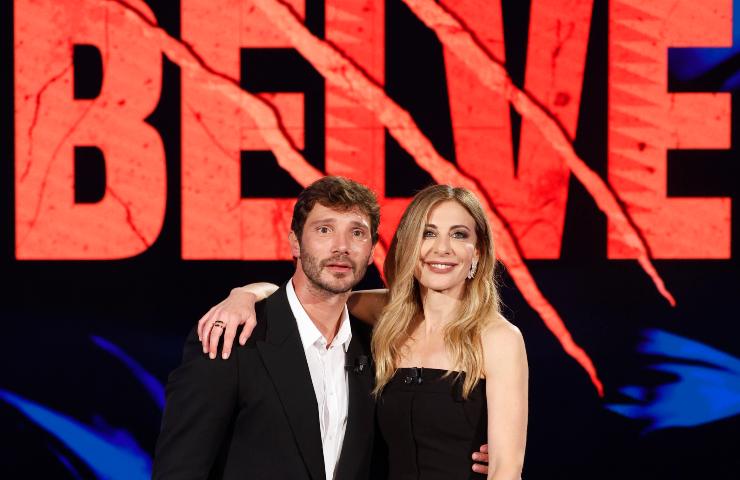 Stefano De Martino e Francesca Fagnani in posa insieme