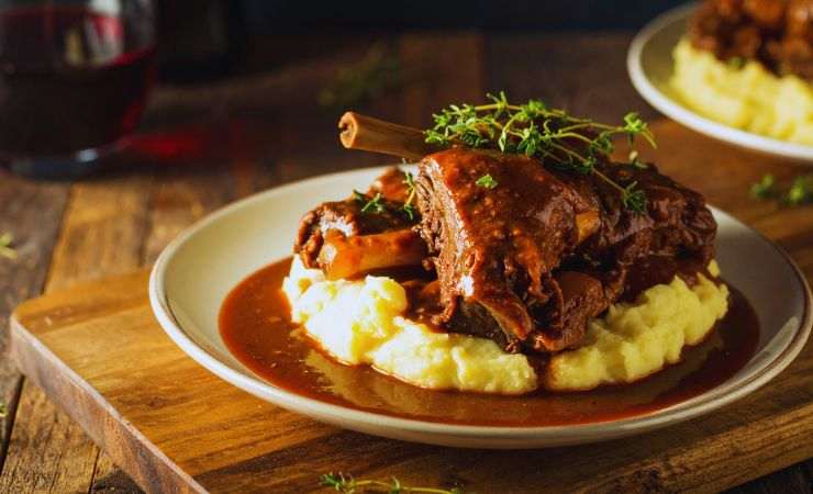 agnello su letto di pure