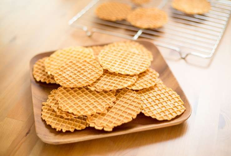 vassoio di ferratelle abruzzesi