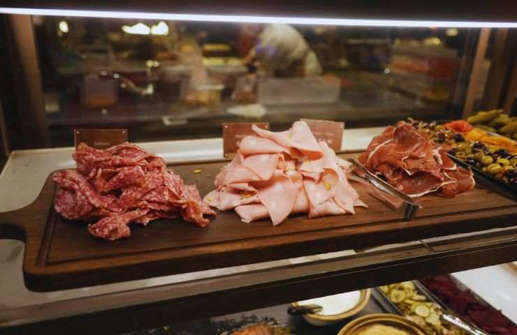 affettato al bancone