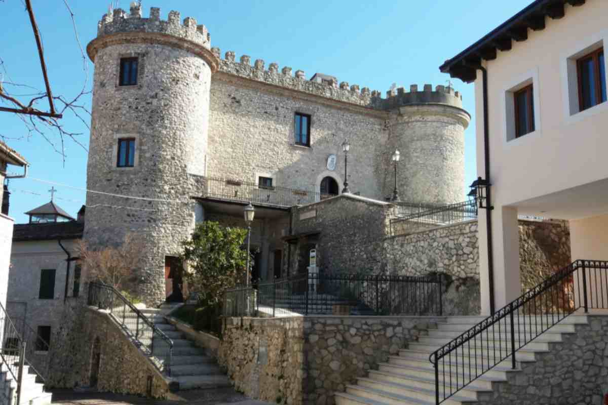 castello di oricola