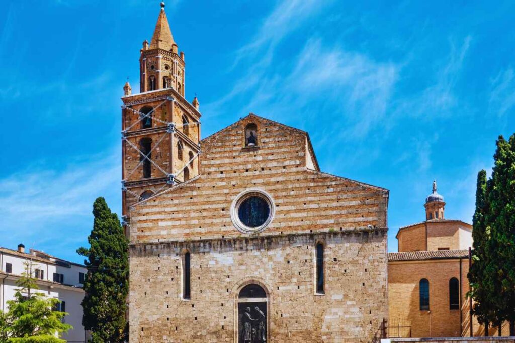 teramo piazza martiri