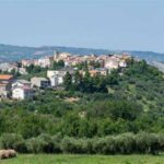 paesino sopra un monte