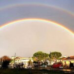 paesaggio e un arcobaleno