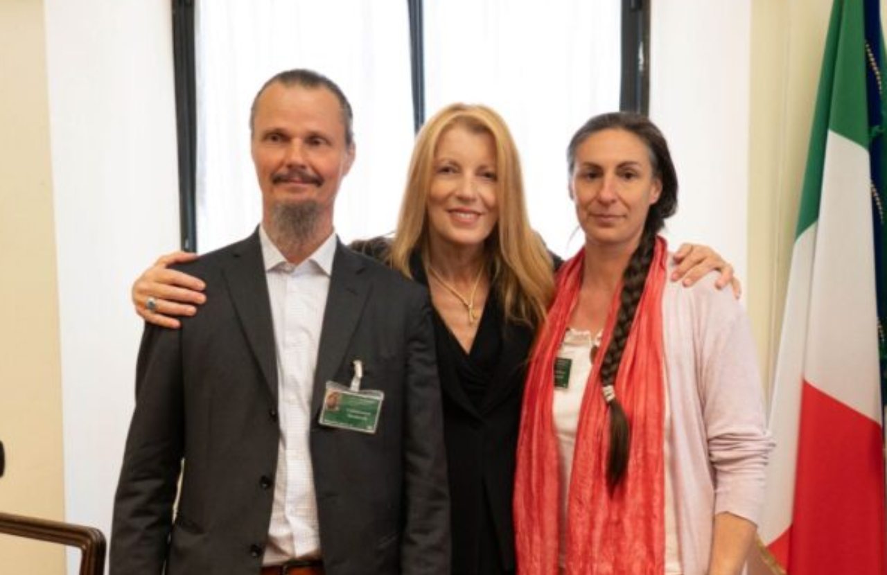 l'onorevole Brambilla con i coniugi Trevallion