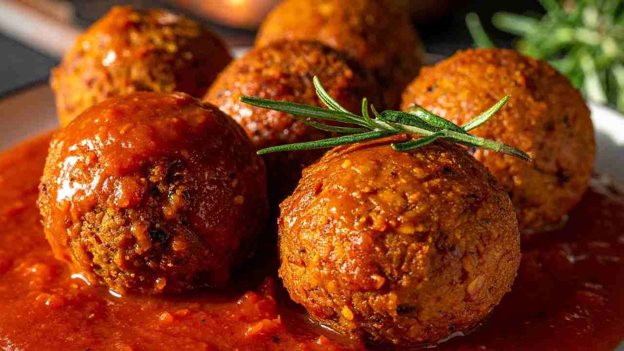 Pallotte cacio e ova al sugo abruzzo.cityrumors.it