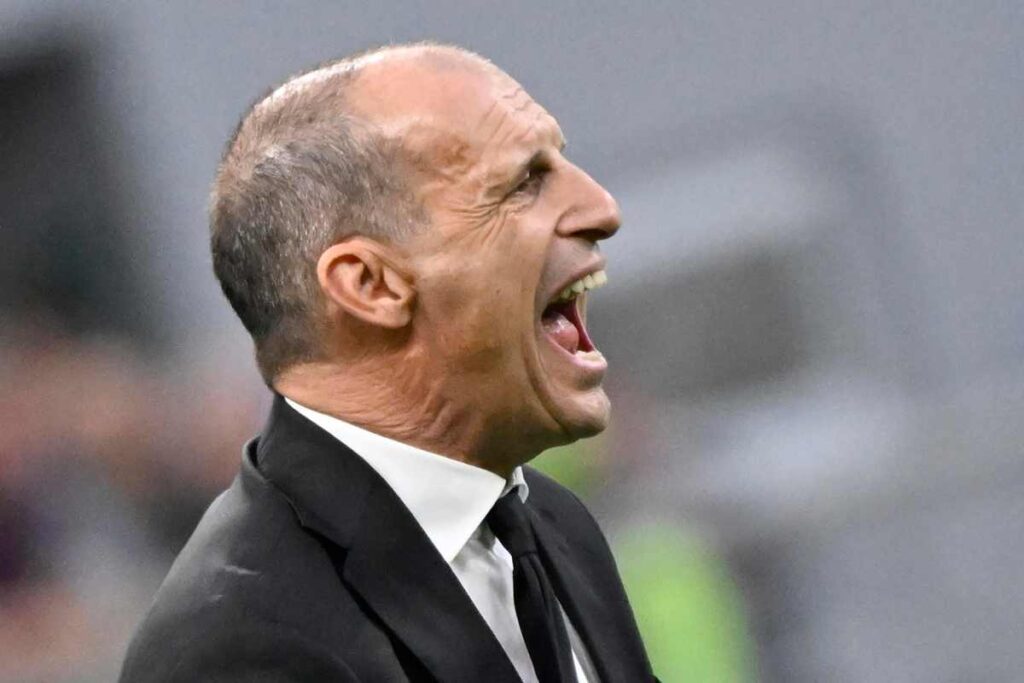 Massimiliano Allegri urla in un momento di concitazione.
