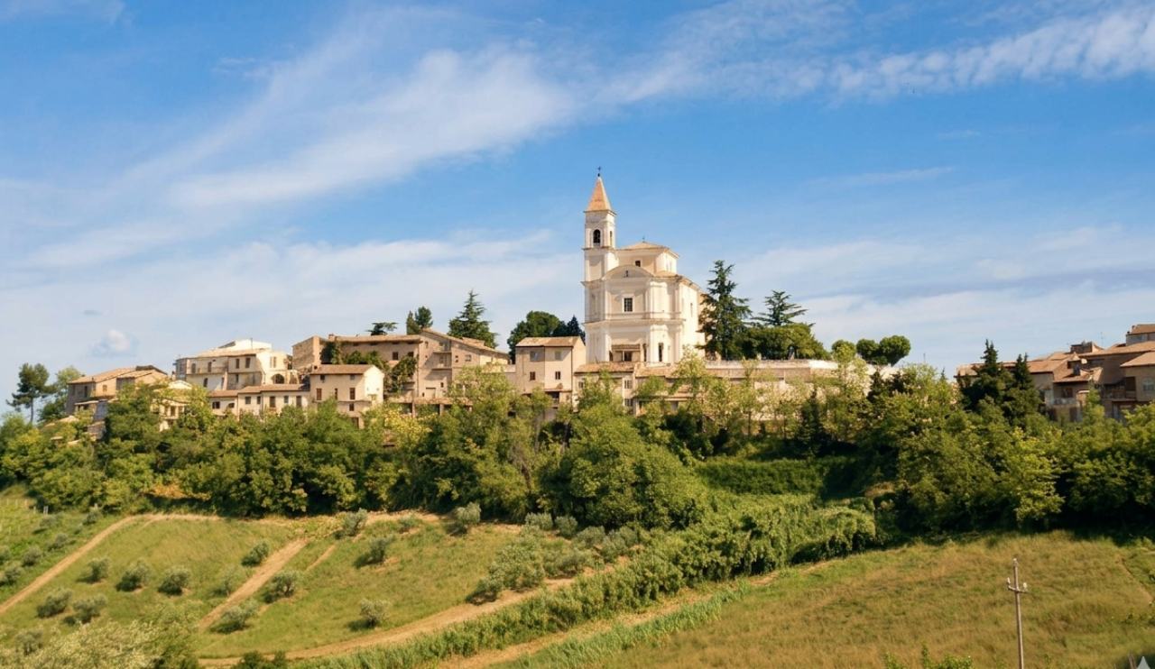 borgo abruzzese a maggio