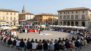 Manoppello, 63ª Fiaccola della Carità: cerimonia in piazza Garibaldi