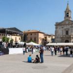 Martinsicuro, Villaggio dell'Arte: appuntamento 29 giugno a Rotonda Las Palmas