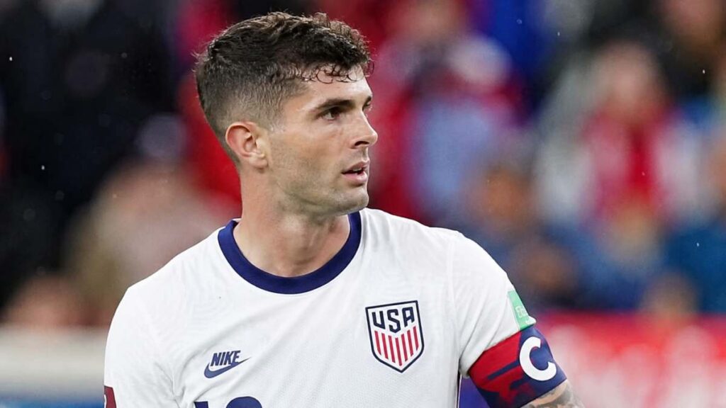 Christian Pulisic con la maglia degli Stati Uniti durante USA-Australia ai Mondiali 2026, primo piano in campo prima della sfida decisiva del girone.