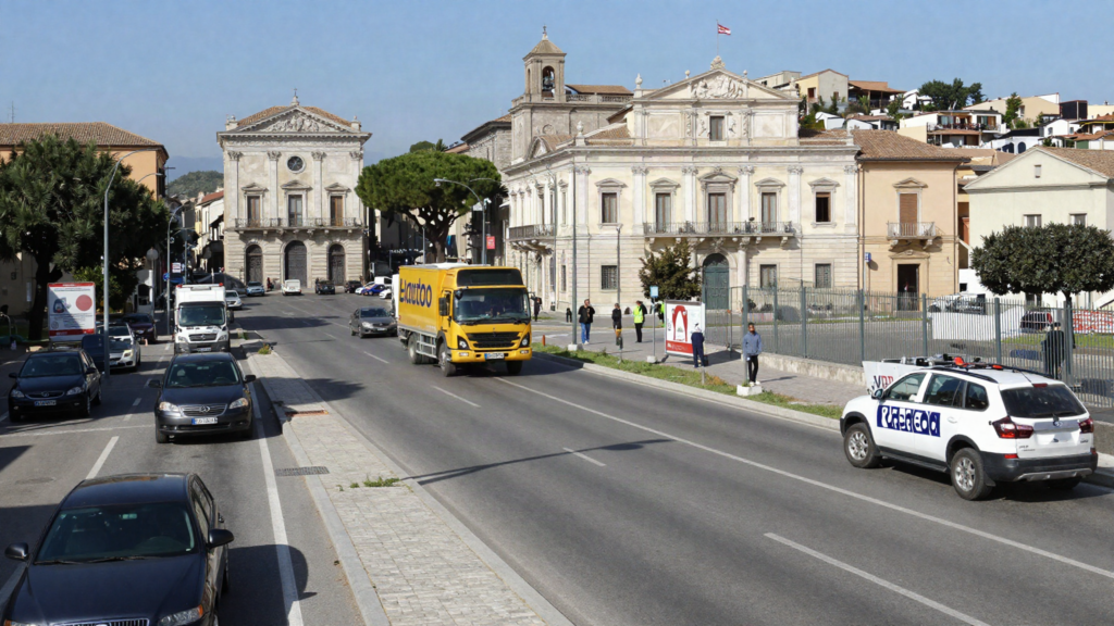 Vasto, rifacimento manto stradale in diverse zone della città