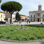 Chieti, riparazione della ringhiera in Piazza Trento e Trieste