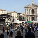 Pescara, concerto di Tommaso Paradiso: oltre 25.000 presenti
